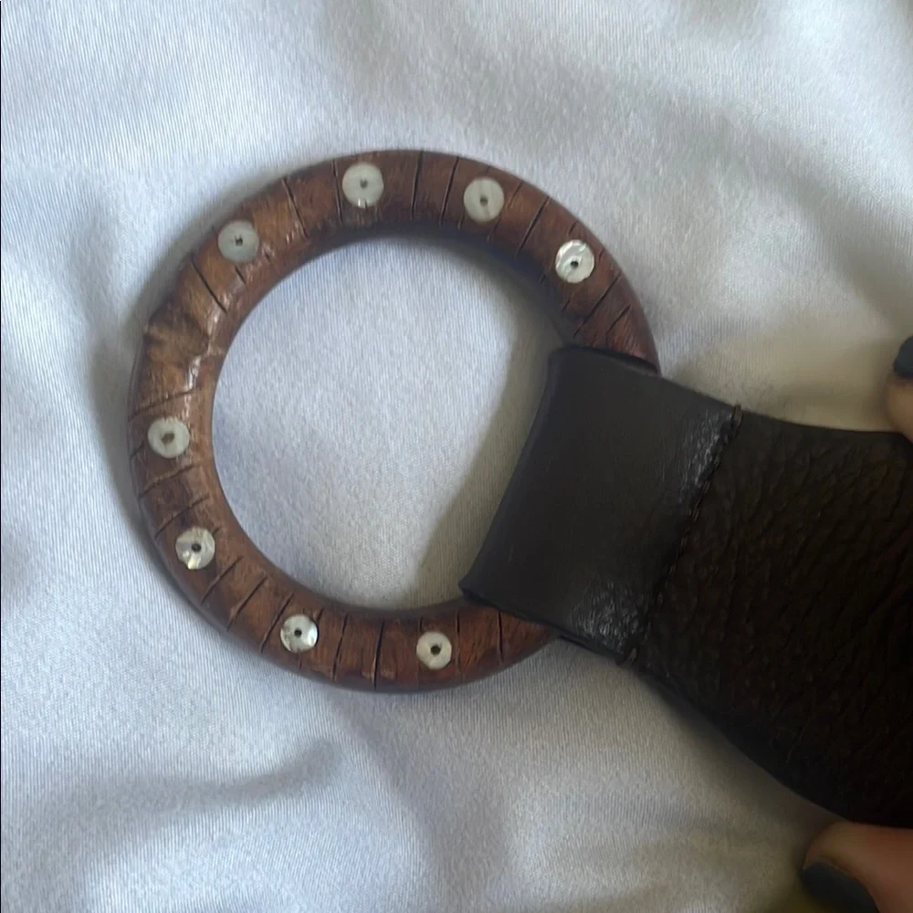 Chico’s Brown Adjustable Leather‎ Belt with Buckle Shell Inlay